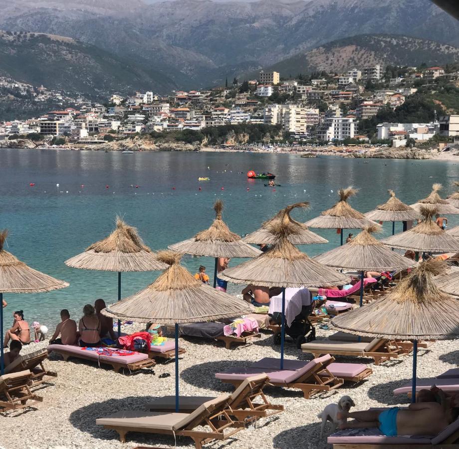 Emily'S Hotel Himare Exterior photo