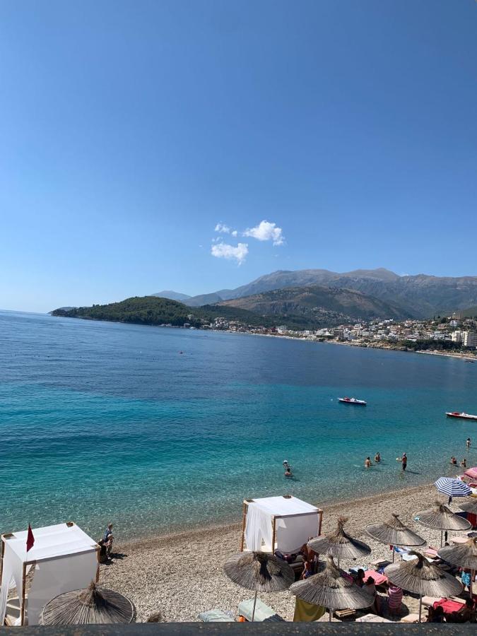 Emily'S Hotel Himare Exterior photo